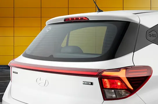 Rear defogger | Roof antenna